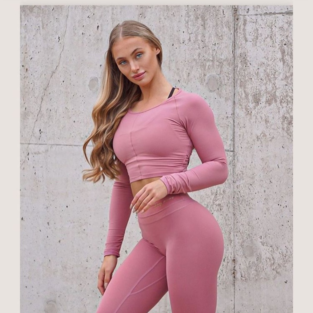 Whitney Simmons x Gymshark long sleeve crop top
